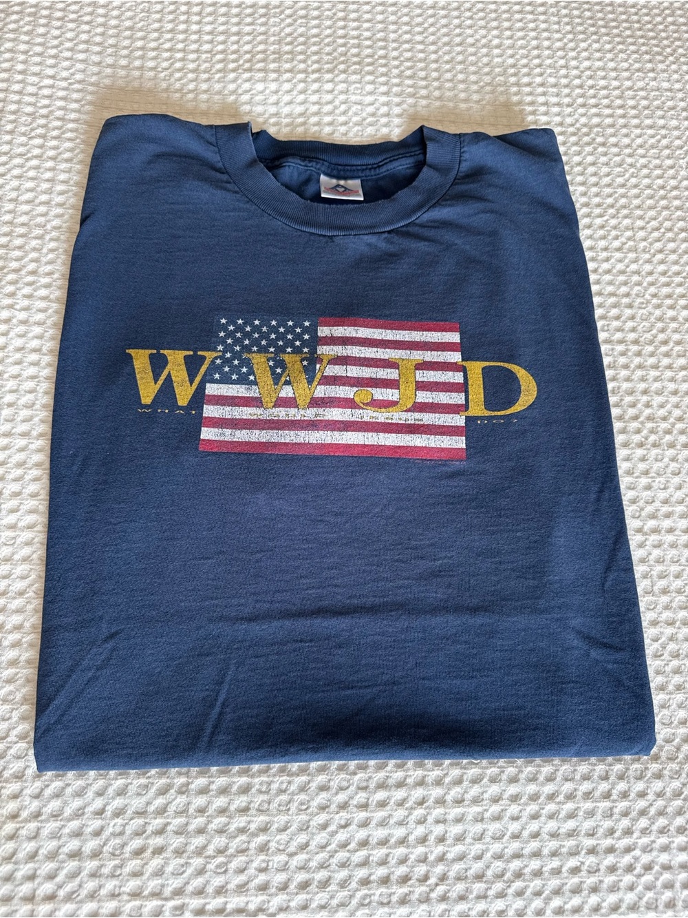 Vintage 1998 America WWJD Tee American Flag what would Jesus do 4th of July USA